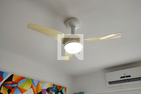 Sala de apartamento para alugar com 2 quartos, 76m² em Guilhermina, Praia Grande