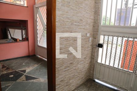 Casa de condomínio para alugar com 85m², 2 quartos e 1 vagaCondomínio