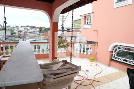 Casa de condomínio para alugar com 85m², 2 quartos e 1 vagaVaranda