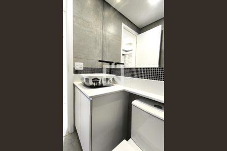 Apartamento à venda com 59m², 2 quartos e 1 vaga Apartamento à venda com 59m², 2 quartos e 1 vagaBanheiro 2