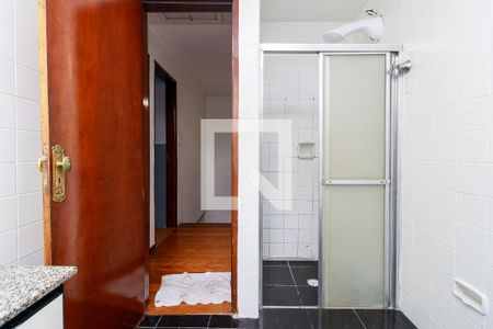 Casa à venda com 112m², 3 quartos e 1 vagaBanheiro