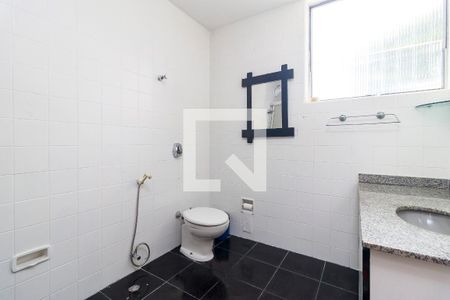 Casa à venda com 112m², 3 quartos e 1 vagaBanheiro