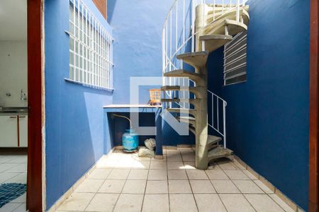 Casa à venda com 112m², 3 quartos e 1 vagaÁrea de Serviço