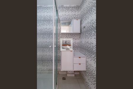 Apartamento para alugar com 50m², 2 quartos e 1 vaga Apartamento para alugar com 50m², 2 quartos e 1 vagaBanheiro