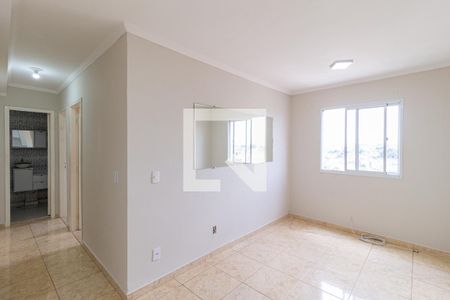 Sala de apartamento para alugar com 2 quartos, 50m² em Vila da Oportunidade, Carapicuíba