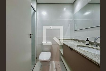 Studio para alugar com 32m², 1 quarto e sem vaga Studio para alugar com 32m², 1 quarto e sem vagaBanheiro