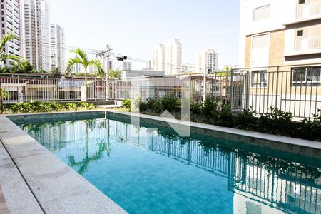 Apartamento à venda com 100m², 3 quartos e 2 vagasÁrea comum - Piscina