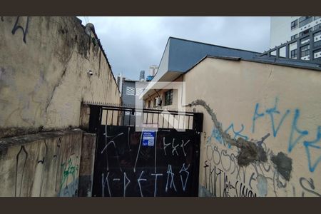 Casa para alugar com 300m², 3 quartos e 3 vagasPlaquinha 