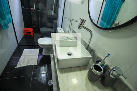 Casa para alugar com 300m², 3 quartos e 3 vagasBanheiro Social