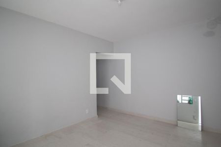 Sala de casa para alugar com 3 quartos, 220m² em Jardim Santa Monica, São Paulo