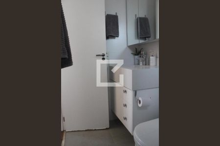Apartamento à venda com 77m², 2 quartos e 2 vagas Apartamento à venda com 77m², 2 quartos e 2 vagasBanheiro Quarto 2