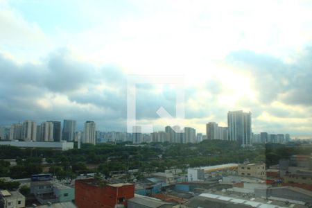 Apartamento à venda com 77m², 2 quartos e 2 vagas Apartamento à venda com 77m², 2 quartos e 2 vagasVista