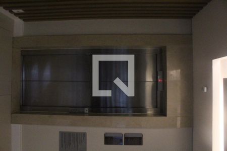 Apartamento à venda com 77m², 2 quartos e 2 vagas Apartamento à venda com 77m², 2 quartos e 2 vagasÁrea comum Conveniência