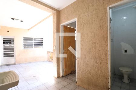 Casa à venda com 100m², 2 quartos e 1 vagaÁrea de Serviço