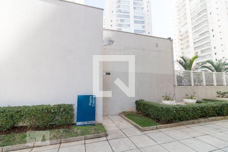 Apartamento à venda com 128m², 3 quartos e 3 vagasArea Comum - Piscina coberta