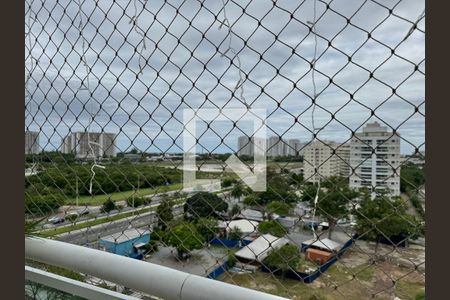 Casa de condomínio à venda com 196m², 2 quartos e 1 vagaÁrea externa