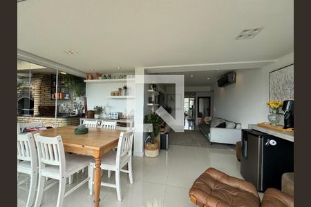 Casa de Condomínio para alugar com 2 quartos, 196m² em Recreio dos Bandeirantes, Rio de Janeiro