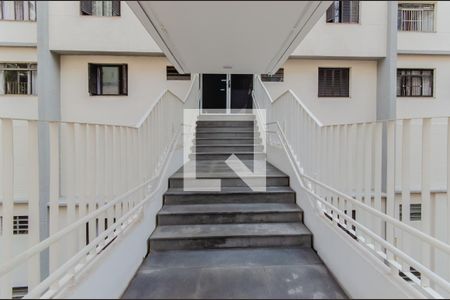 Apartamento à venda com 83m², 3 quartos e sem vaga Apartamento à venda com 83m², 3 quartos e sem vagaEntrada