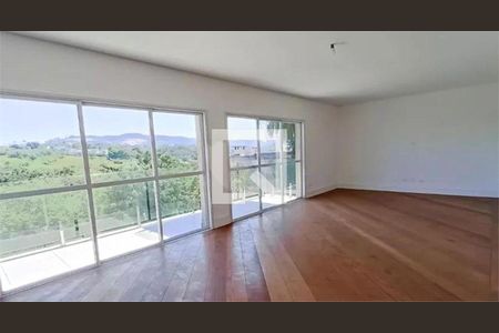 Casa à venda com 488m², 4 quartos e 5 vagas