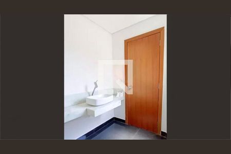 Casa à venda com 488m², 4 quartos e 5 vagas