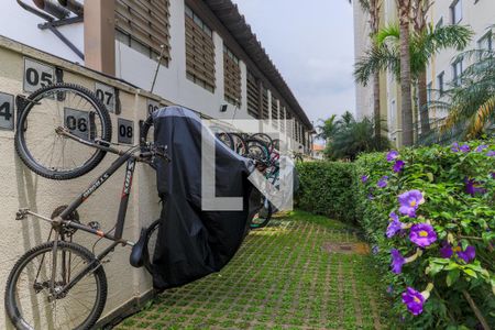 Apartamento para alugar com 45m², 2 quartos e 1 vaga Apartamento para alugar com 45m², 2 quartos e 1 vagaÁrea comum - Bicicletário