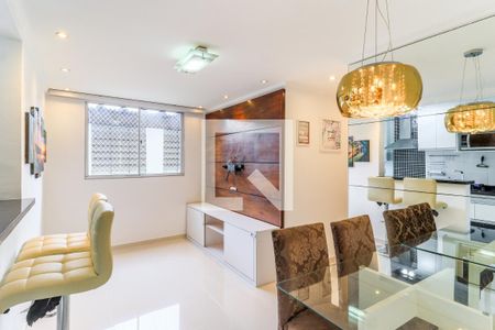 Sala de apartamento à venda com 2 quartos, 45m² em Santo Amaro, São Paulo
