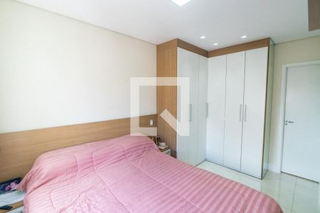 Suite de apartamento para alugar com 2 quartos, 70m² em Jardim Prudência, São Paulo
