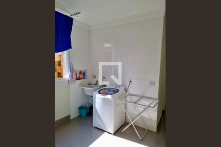 Casa à venda com 270m², 3 quartos e 2 vagas Casa à venda com 270m², 3 quartos e 2 vagasFoto 12