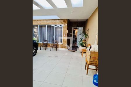 Casa à venda com 270m², 3 quartos e 2 vagas Casa à venda com 270m², 3 quartos e 2 vagasFoto 10