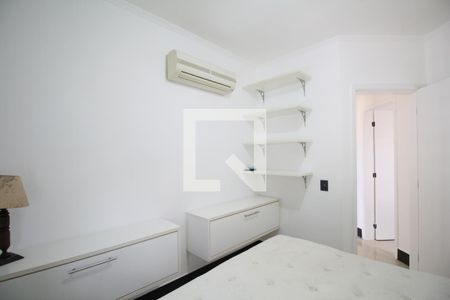 Quarto 1 de apartamento para alugar com 1 quarto, 45m² em Vila Andrade, São Paulo