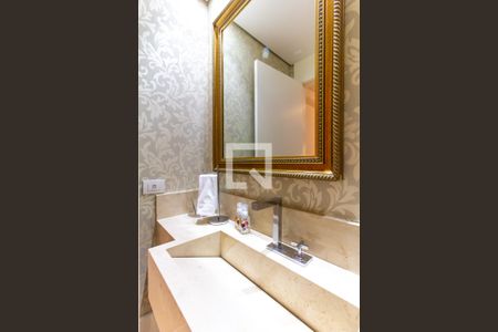 Apartamento à venda com 307m², 4 quartos e 5 vagasLavabo