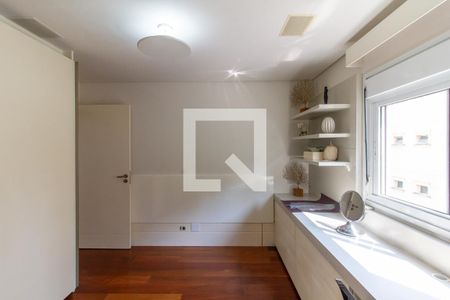 Apartamento à venda com 307m², 4 quartos e 5 vagasQuarto 3 - Suíte