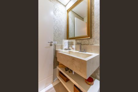 Apartamento à venda com 307m², 4 quartos e 5 vagasLavabo