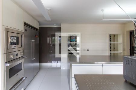 Apartamento à venda com 307m², 4 quartos e 5 vagasCozinha