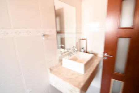 Casa para alugar com 275m², 3 quartos e 5 vagasBanheiro 2