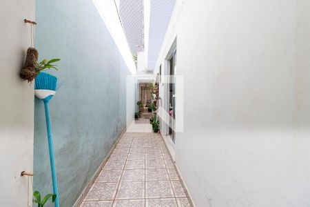 Casa à venda com 180m², 2 quartos e 2 vagasQuintal