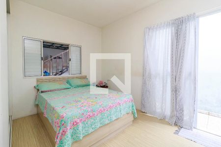 Casa à venda com 180m², 2 quartos e 2 vagasSuíte 2