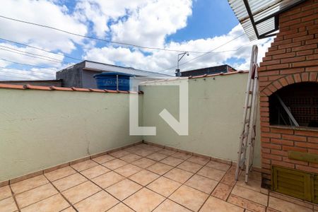 Casa à venda com 383m², 4 quartos e 2 vagasQuintal