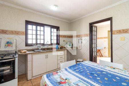 Casa à venda com 383m², 4 quartos e 2 vagasCozinha