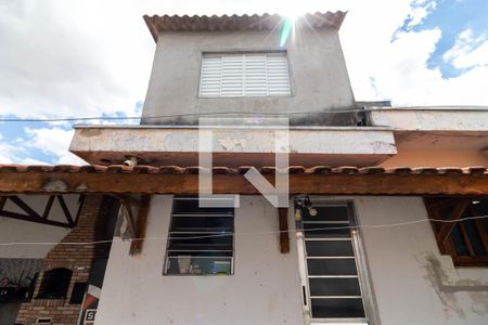 Casa à venda com 383m², 4 quartos e 2 vagasQuintal