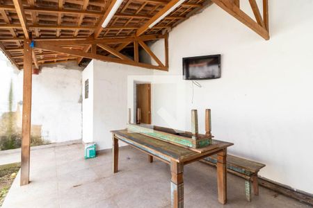 Casa à venda com 383m², 4 quartos e 2 vagasChurrasqueira