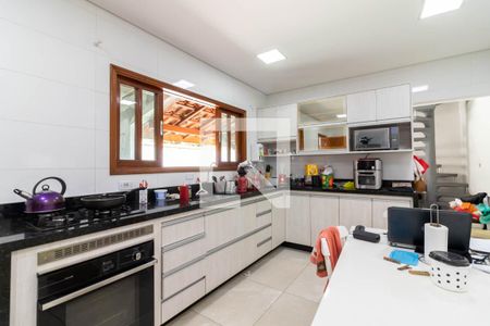 Casa à venda com 383m², 4 quartos e 2 vagasCozinha 2