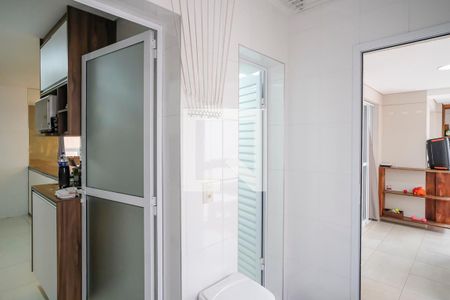 Apartamento à venda com 107m², 2 quartos e 3 vagasÁrea de serviço