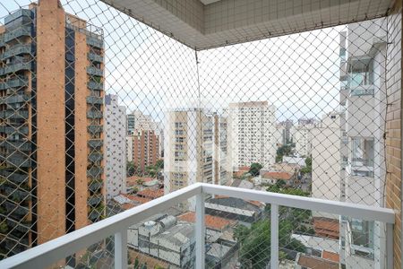 Apartamento à venda com 107m², 2 quartos e 3 vagasVaranda da suíte