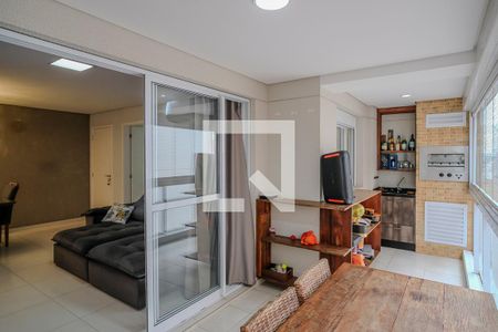 Apartamento à venda com 107m², 2 quartos e 3 vagasVaranda gourmet