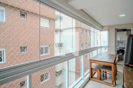 Apartamento à venda com 107m², 2 quartos e 3 vagasVaranda gourmet