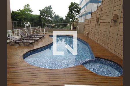 Apartamento à venda com 70m², 3 quartos e 1 vagaÁrea comum - Piscina