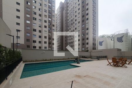 Apartamento à venda com 35m², 2 quartos e sem vagaÁrea comum - Piscina