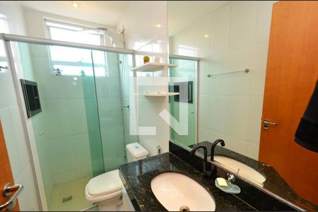 Apartamento à venda com 208m², 3 quartos e 2 vagasBanheiro Social