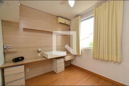 Apartamento à venda com 208m², 3 quartos e 2 vagasQuarto 2